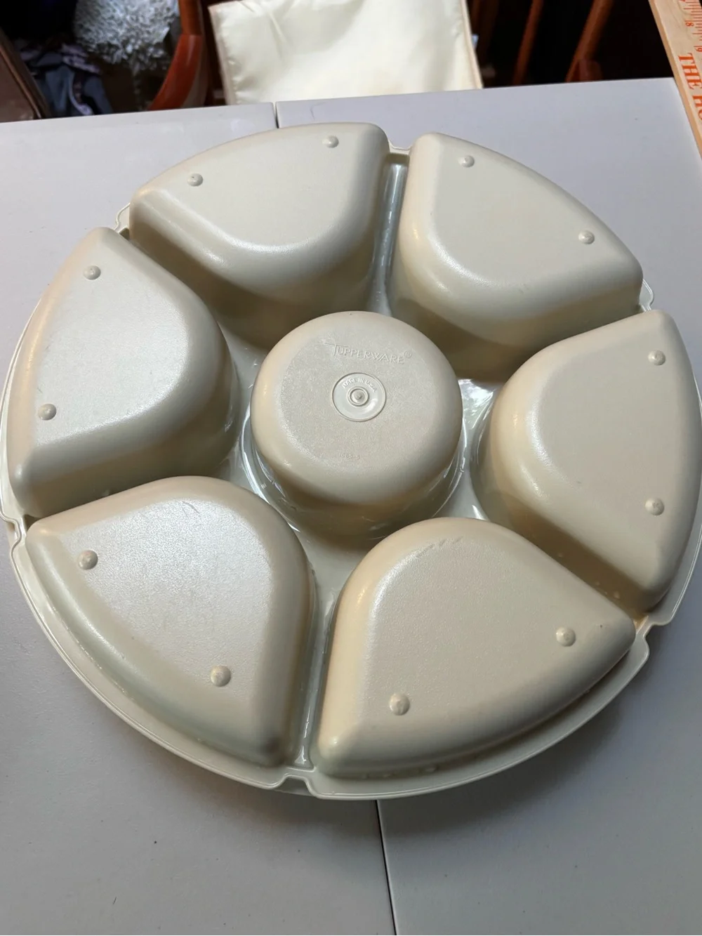 Vintage Tupperware Divided Serving Tray with Lid and sm round dipping container